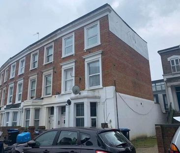 Malvern Road, London, NW6 - Photo 3