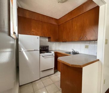 One Bedroom Apartment Unit for Rent in Regina - Photo 1