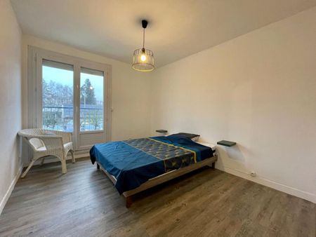 Location Appartement 3 pièces Meublé 69m² QUIMPER 29000 - Photo 2