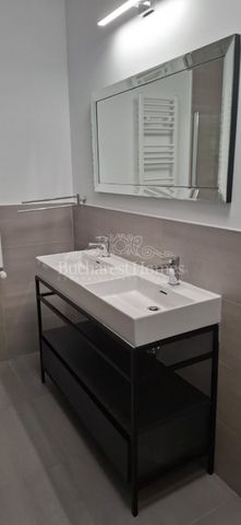 Spacious, Bright and Ideally Located, Three Bedrooms, Baneasa - Photo 3