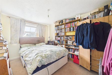 3 bedroom detached house to rent - Photo 4