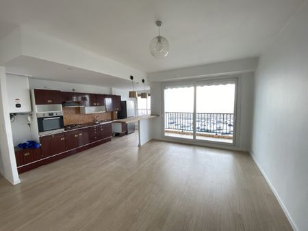 Location Appartement 3 pièces 84m² SAN MARTINO DI LOTA 20200 - Photo 4