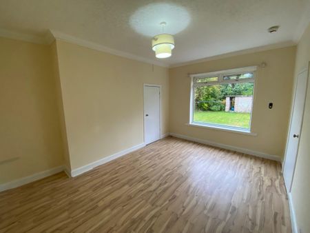 Castlemilk Road, Croftfoot | £950 Monthly - Photo 3