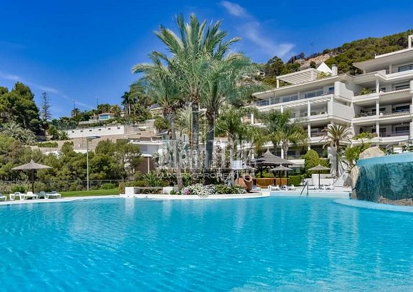 Apartment on the beachfront with jacuzzi in a luxury residential in Mascarat, Altea, Alicante