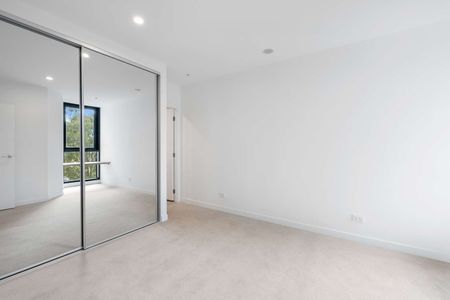 902/17 Arnold Street, BOX HILL - Photo 2