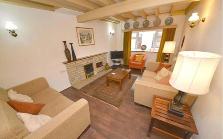 3 bedroom end of terrace house to rent - Photo 5