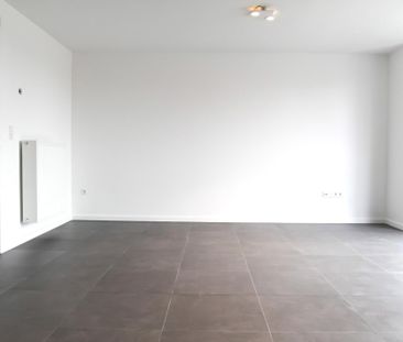 Luxe appartement met twee slaapkamers en ruim terras - Photo 2