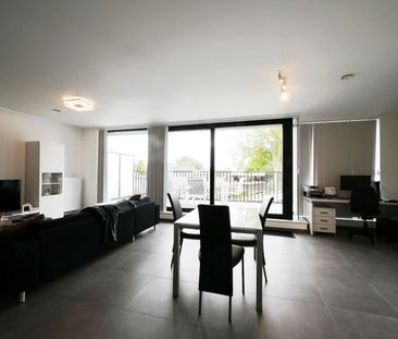Nieuwbouw appartement met zonnepanelen in hartje Ardooie! - Foto 6