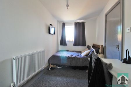 78 Bournbrook Road, Selly Oak, B29 7BU - Flat 1 - Photo 2