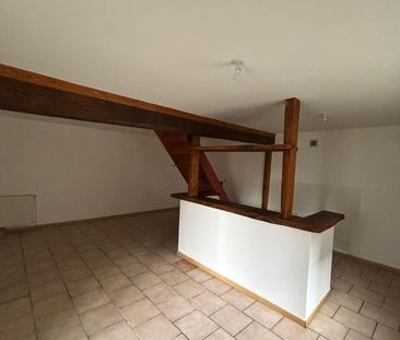 Location Maison 2 pièces 62m² CHABRIS 36210 - Photo 5