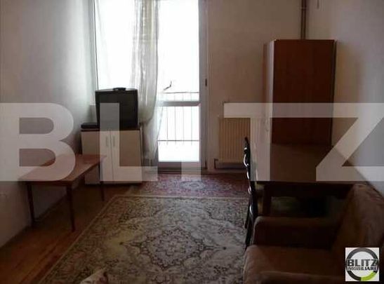 Apartament 1 camera, 34 mp utili, decomandat, zona 7 Strazi! - Photo 1
