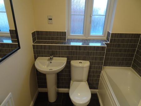 2 bedroom Apartment to rent - Photo 5