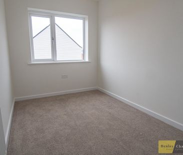 3 Bedroom Detached House For Rent - Photo 3