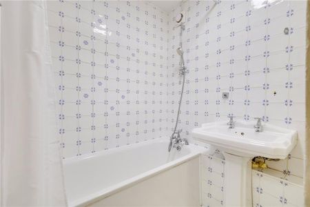 2 bedroom maisonette to rent - Photo 2