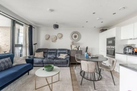 Park Royal, NW10, London - Photo 2