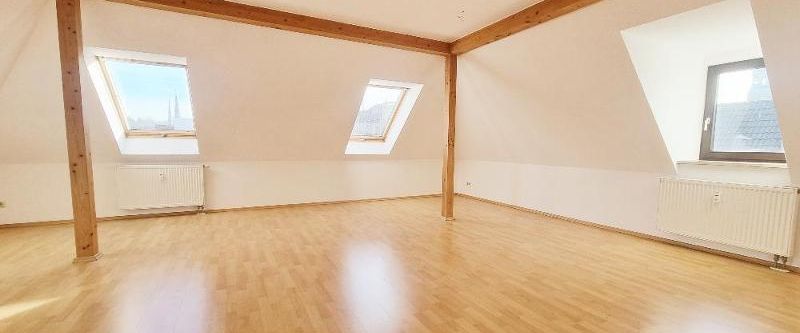 helle zentrumsnahe 3 Zimmer mit Balkon - Foto 1