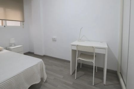 Avinguda del Primat Reig, Valencia, Valencian Community 46009 - Photo 2