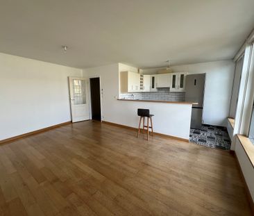 Location Appartement 2 pièces 52m² NANTES 44000 - Photo 2