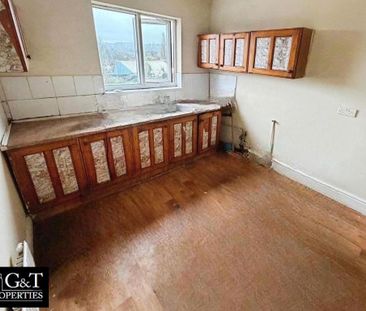 3 bedroom flat to rent - Photo 6