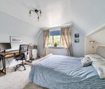 3 bedroom detached house to rent - Photo 4