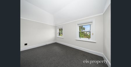 Family Home Nestled In Premium Location - Photo 5