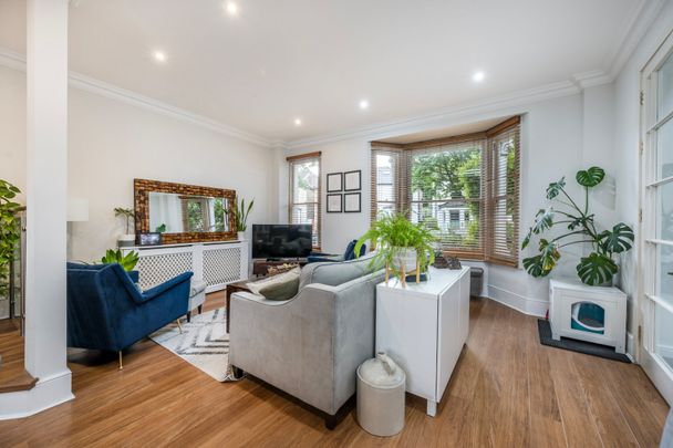 Heathfield Gardens, Chiswick, W4, London - Photo 1