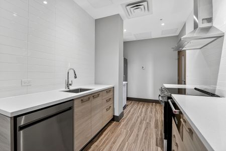 For Lease - 75 James Street Unit# 804, Hamilton, Ontario - Photo 2