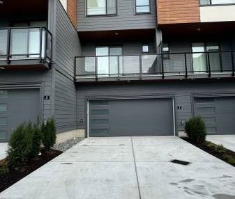 4 bed 3.5 bath brand new townhouse - Photo 3