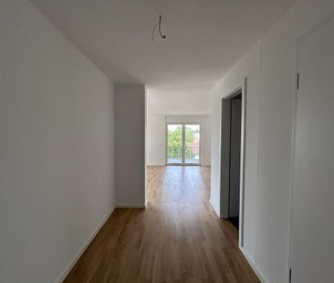 *ERSTBEZUG* Attraktive 3,5-Zimmer Wohnung mit zwei Balkonen und Bli... - Photo 2