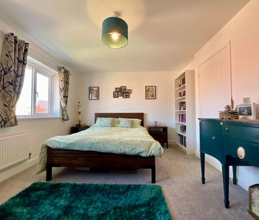 3 bedroom End Terraced House to let - Photo 1