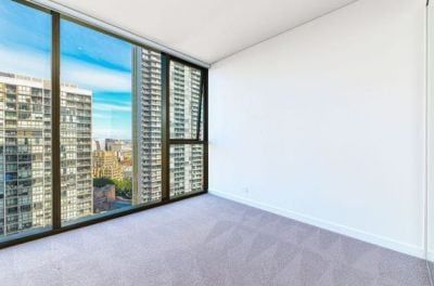 Discover Exceptional Living at Darling Square! Spacious 1-Bedroom Apartment with Breathtaking Views - Photo 4