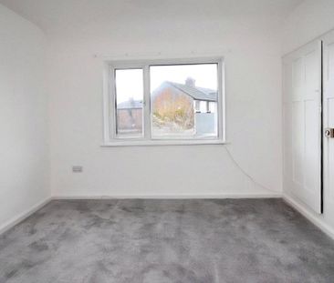 3 bedroom end of terrace house to rent - Photo 3