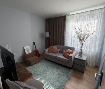 Room in a Shared Flat, Geoffrey House, SE1 - Photo 1