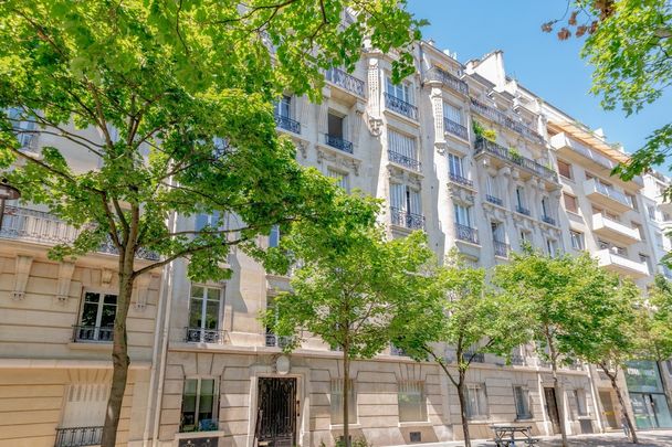 Appartement à louer Rue Michel Ange, Paris 16ème - Photo 1