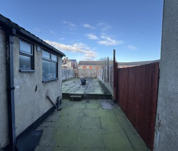 Room in a Shared House, Avon Street, B11 - Photo 3