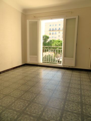 T2, 34m², 45 Av Jean Jaurès Nîmes 470€ H.C - Photo 3