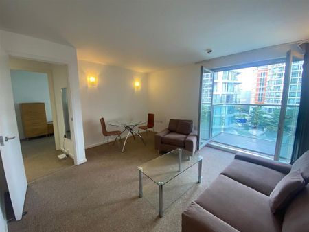 1 bedroom flat to rent - Photo 4