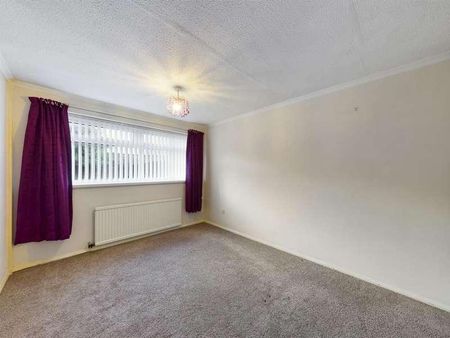 Lytham Drive, Cottingham, HU16 - Photo 2