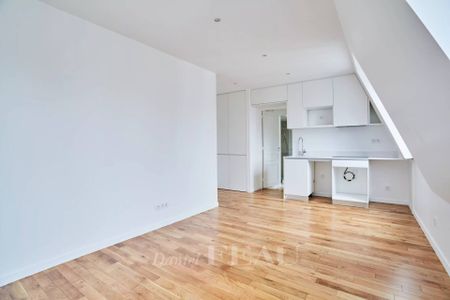 Location appartement, Paris 15ème (75015), 2 pièces, 31.18 m², ref 86214492 - Photo 4