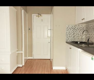 Studio Flat, Colville Terrace, W11 - Photo 2