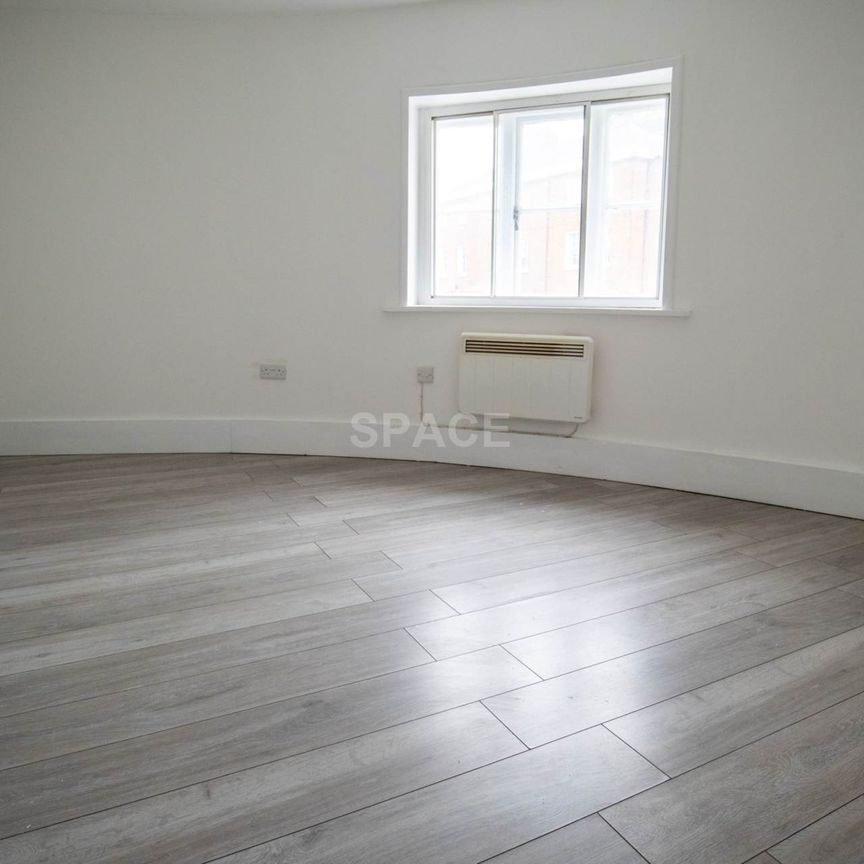 Crown Street, Reading - Photo 1