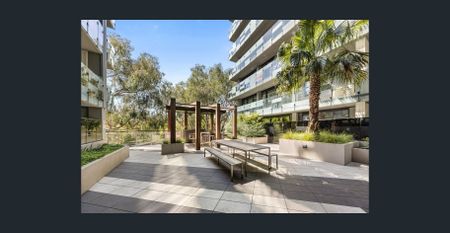 Modern Luxury Living by the Yarra - Photo 2