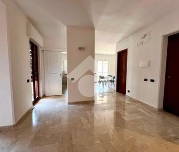 5 locali in affitto - Photo 2