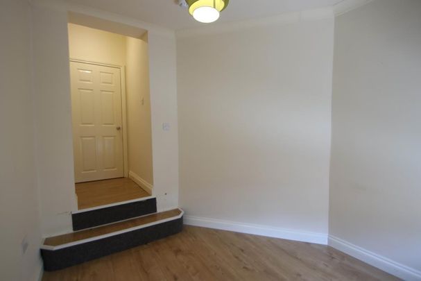 3 bedroom apartment to rent - Photo 1