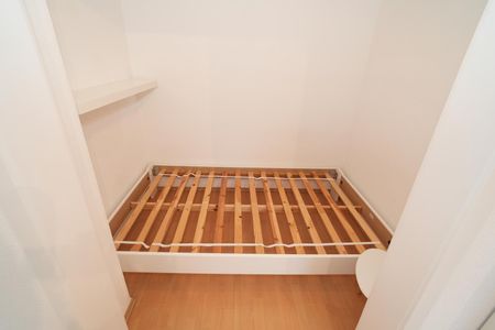 1,5-Zimmer Apartment mit Möblierung in ruhiger zentraler Lage von Duisburg-Großenbaum - Photo 4