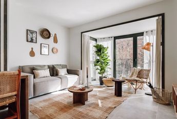 Gran Via de les Corts Catalanes, Barcelona, Catalonia 08011