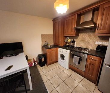 Apartment 7 190 Albertbridge Road, Belfast, BT5 4GU - Photo 3