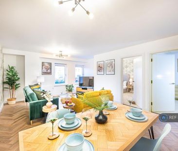 2 bedroom flat to rent - Photo 4