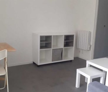 Location Appartement 1 pièce 20m² NIMES 30000 - Photo 5