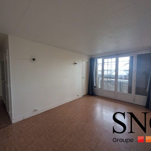 T3 AVEC BALCON + CAVE - Photo 1